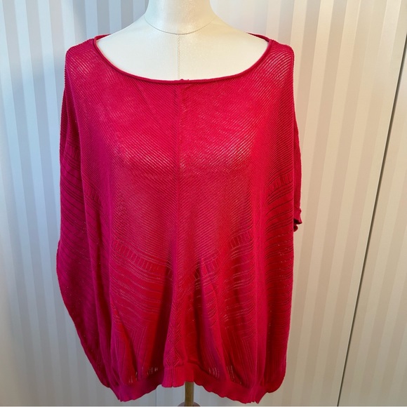 Victoria’s Secret dark pink loose crochet boho cover up sweater Size M/L - Picture 1 of 7